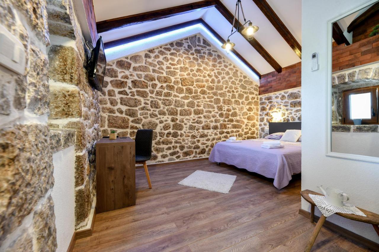 Holiday Home Skevini Dvori Стариград-Пакленица Экстерьер фото