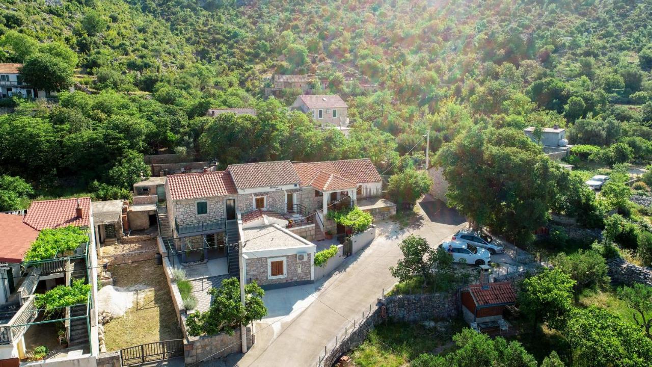 Holiday Home Skevini Dvori Стариград-Пакленица Экстерьер фото